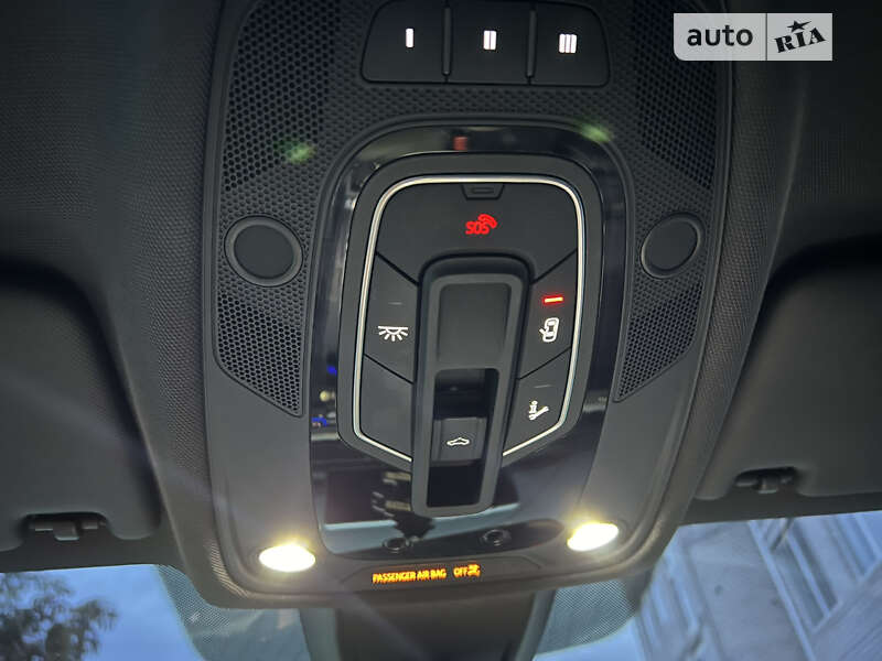 Седан Audi A4 2016 в Одесі