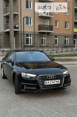 Седан Audi A4 2017 в Черновцах