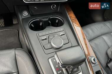 Седан Audi A4 2018 в Львове