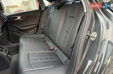 Седан Audi A4 2018 в Львове