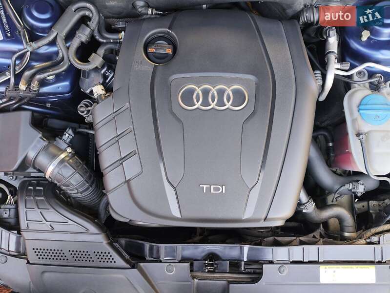 Седан Audi A4 2013 в Виннице