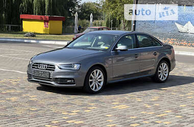 Седан Audi A4 2014 в Луцке