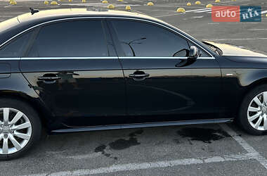 Седан Audi A4 2014 в Трускавці