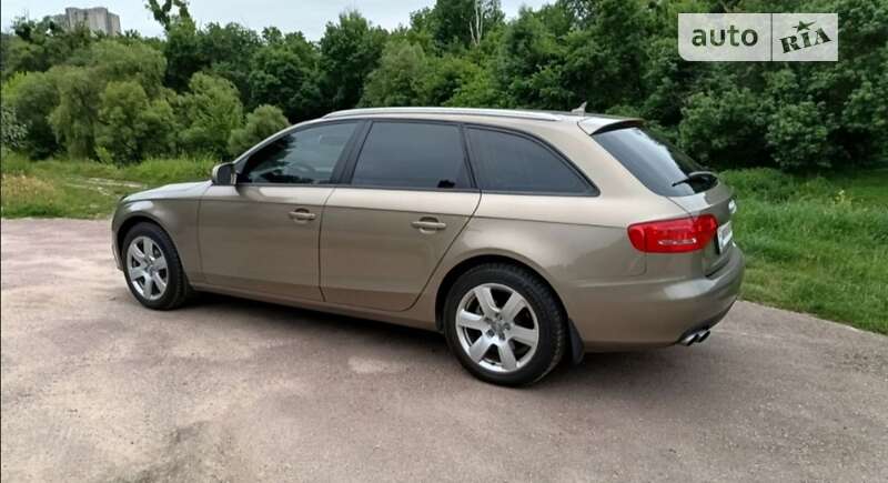 Универсал Audi A4 2009 в Хмельницком