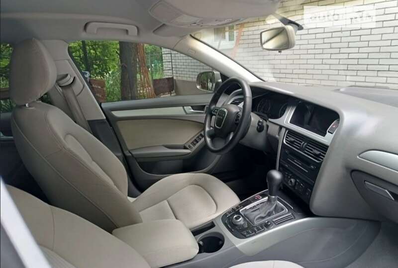 Универсал Audi A4 2009 в Хмельницком