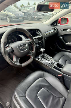 Седан Audi A4 2012 в Ровно