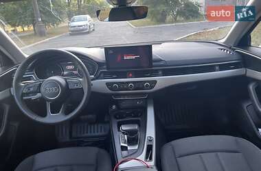 Универсал Audi A4 2019 в 