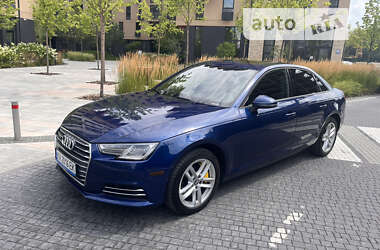 Седан Audi A4 2016 в Киеве