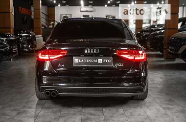 Седан Audi A4 2014 в Одесі