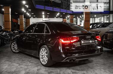 Седан Audi A4 2014 в Одесі