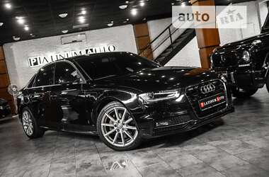 Седан Audi A4 2014 в Одесі