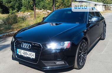 Седан Audi A4 2013 в Першотравенске