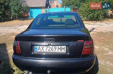Седан Audi A4 1996 в Краснокутске