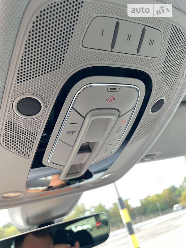 Седан Audi A4 2019 в Киеве