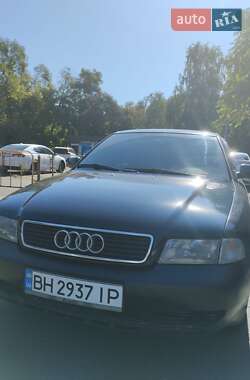 Седан Audi A4 1997 в 