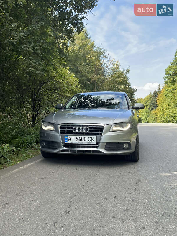 Седан Audi A4 2010 в Косові