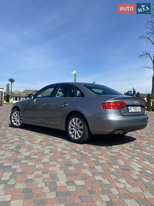 Седан Audi A4 2010 в Косові
