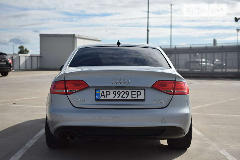 Седан Audi A4 2011 в Киеве