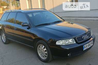 Универсал Audi A4 2001 в Киеве