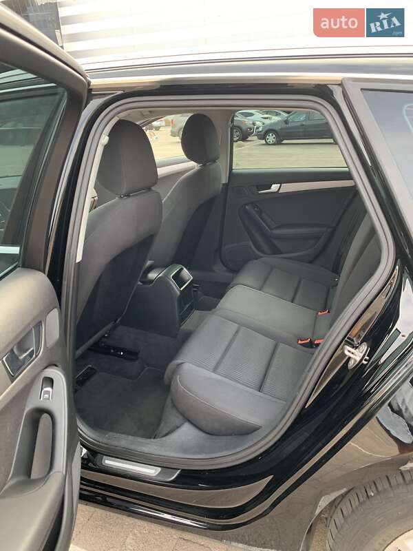 Универсал Audi A4 2012 в Житомире