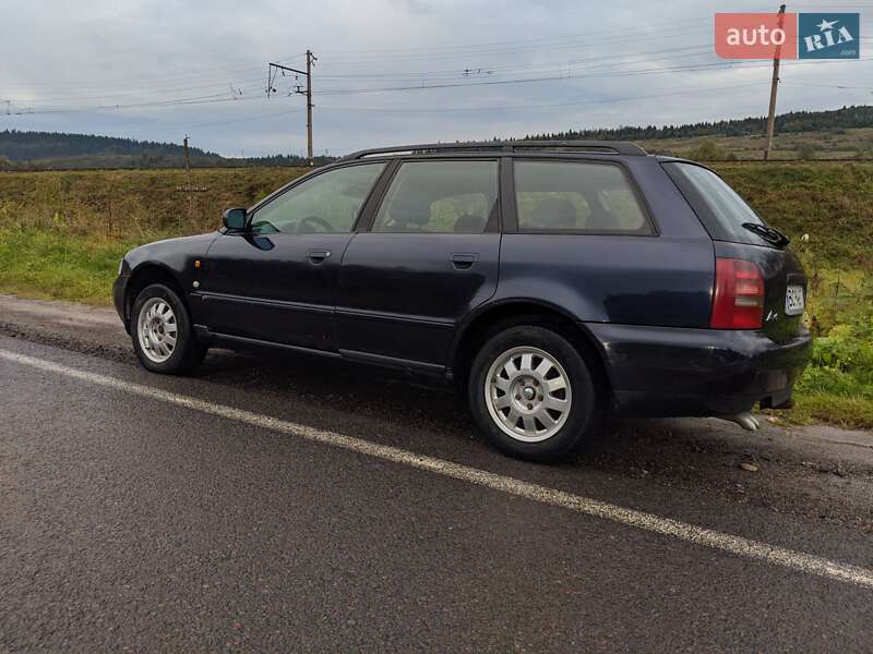 Универсал Audi A4 1997 в Турке