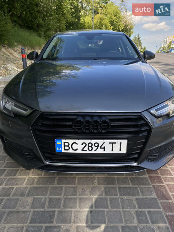 Седан Audi A4 2018 в Львове