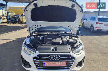Седан Audi A4 2020 в 