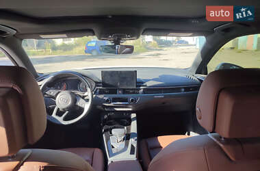 Седан Audi A4 2020 в 