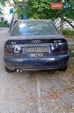 Седан Audi A4 1997 в 