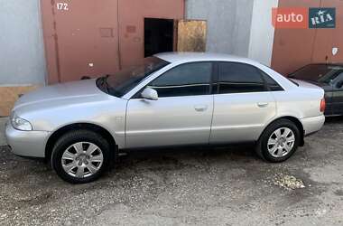 Седан Audi A4 1999 в Тернополе