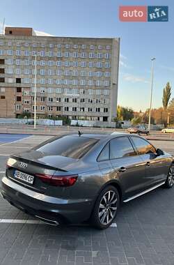 Седан Audi A4 2023 в 