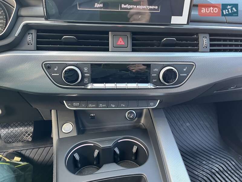 Седан Audi A4 2023 в Вінниці