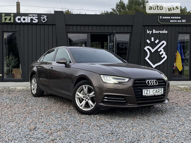 Седан Audi A4 2018 в Львові