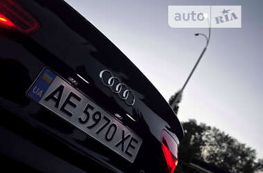 Седан Audi A4 2012 в Днепре