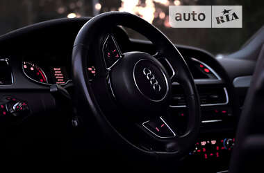 Седан Audi A4 2012 в Днепре