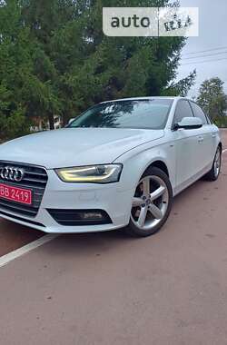 Седан Audi A4 2013 в Коростені