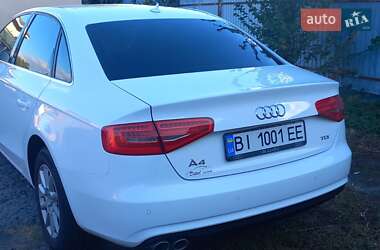Седан Audi A4 2015 в 