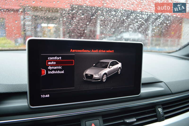 Седан Audi A4 2016 в Львове