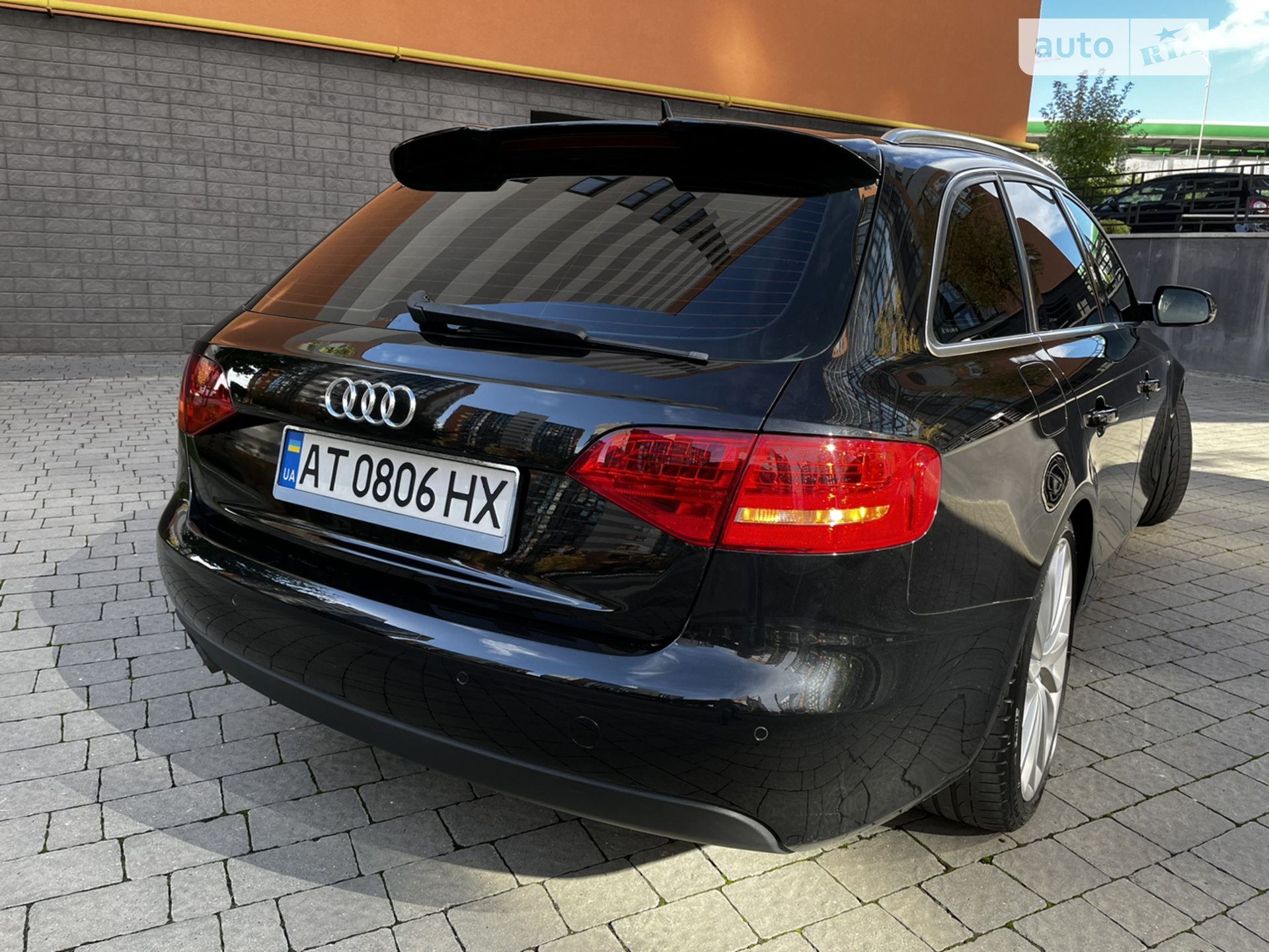 2010 Audi A4 - мініатюра 15