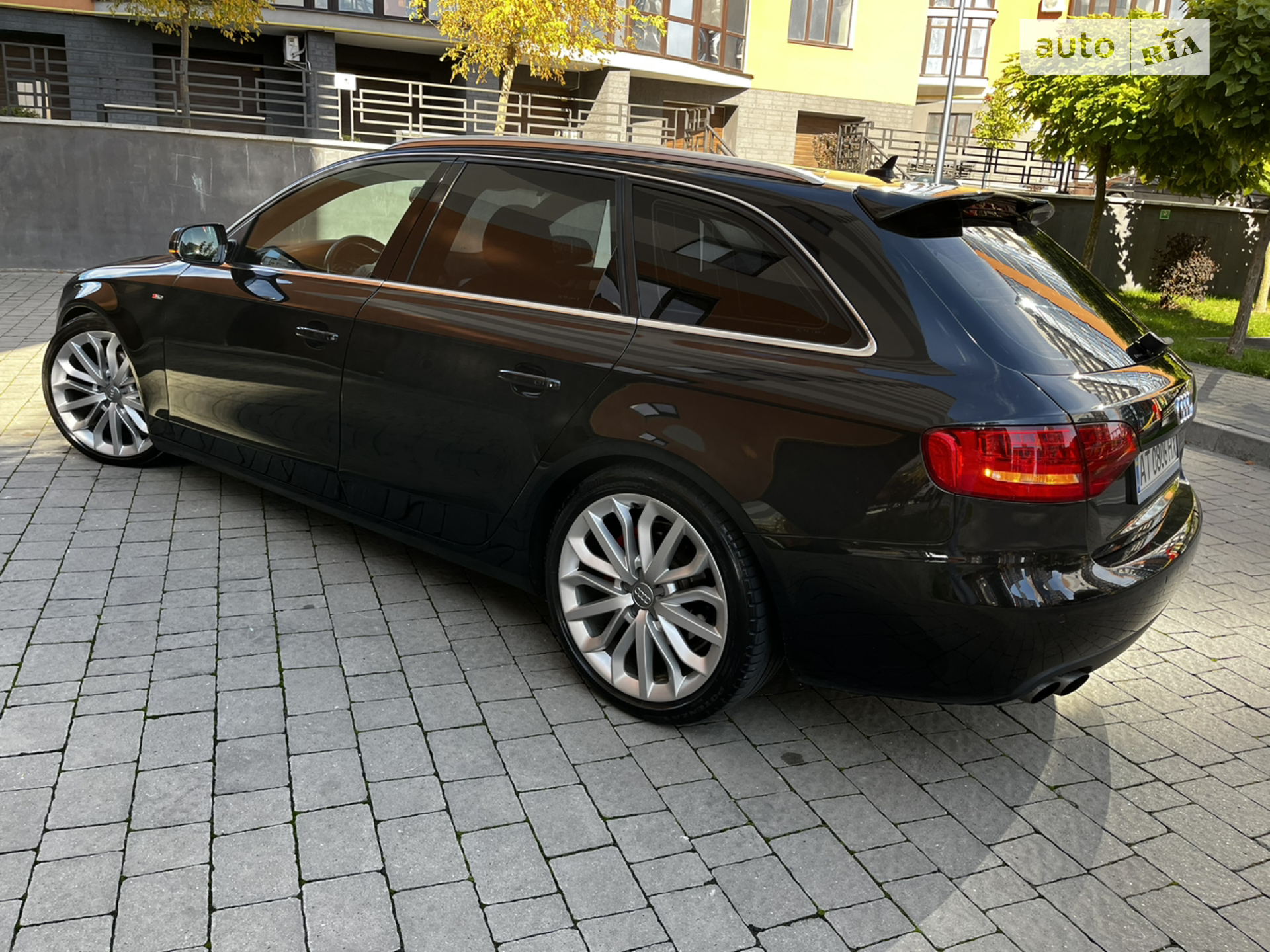 2010 Audi A4 - мініатюра 18