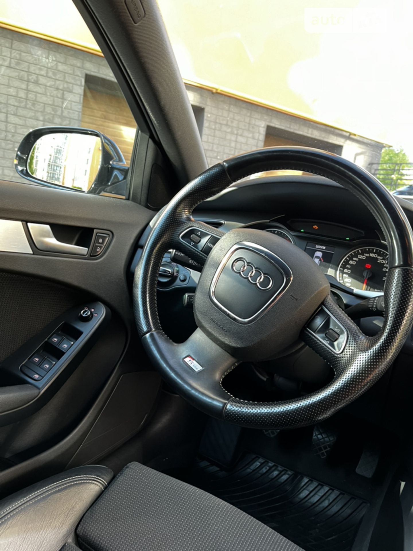 2010 Audi A4 - мініатюра 67