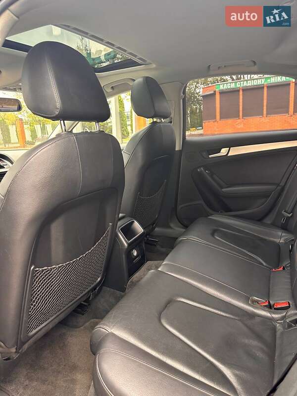 Седан Audi A4 2013 в Олександрії