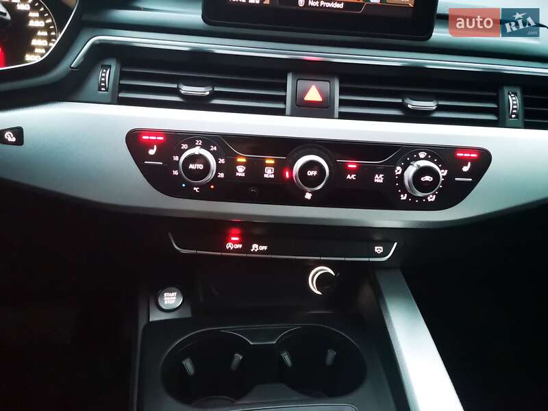 Универсал Audi A4 2017 в Львове