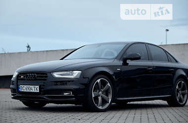 Седан Audi A4 2014 в Львові