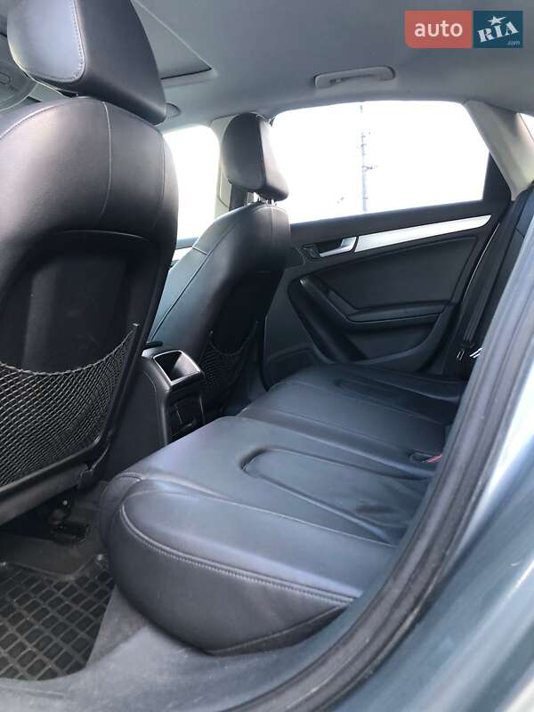 Седан Audi A4 2010 в Вышгороде