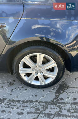 Седан Audi A4 2011 в Калуше