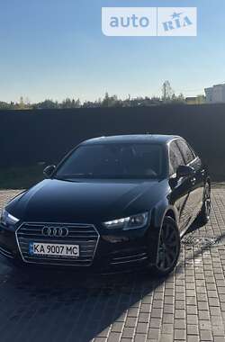 Седан Audi A4 2016 в Киеве