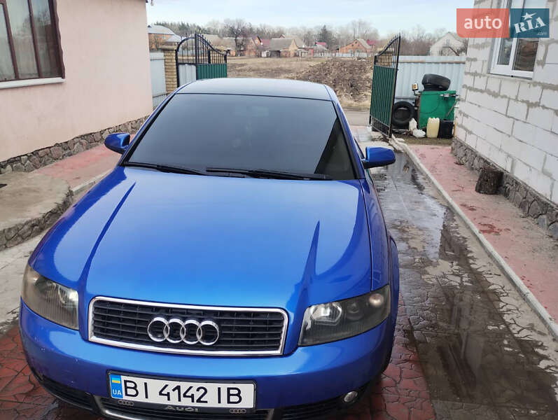 Седан Audi A4 2004 в Полтаве