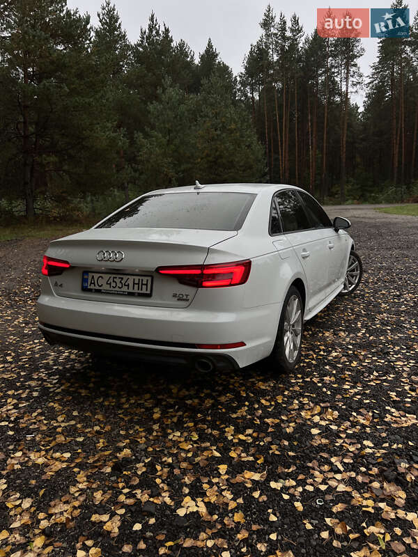 Седан Audi A4 2017 в Камені-Каширському