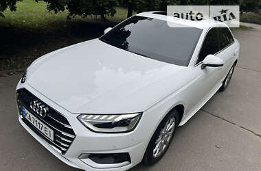 Седан Audi A4 2020 в Киеве